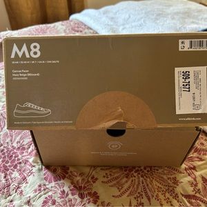 Men’s Allbirds Canvas Pacer size 8 New in Box.